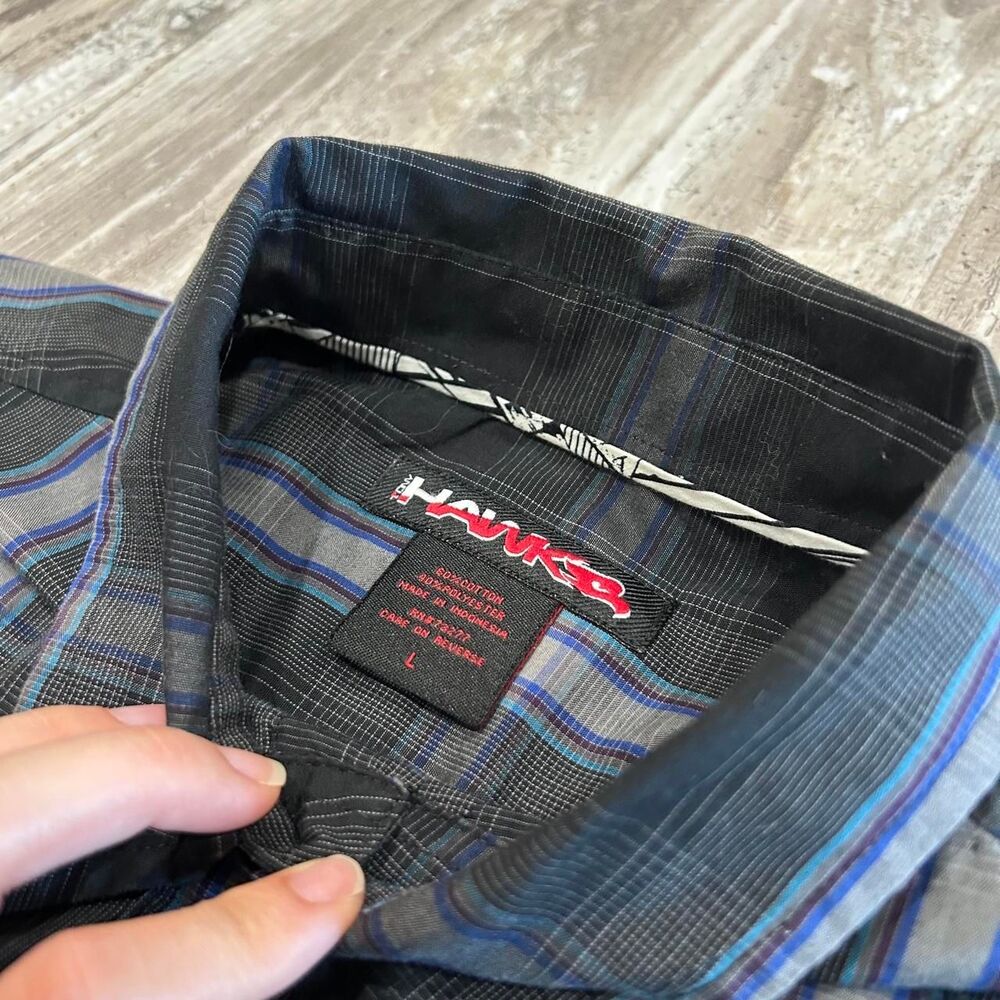 Tony Hawk Men's skater grunge black + blue plaid button-up shirt